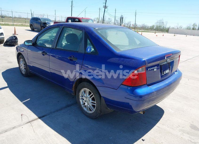 Photo 3 of 2006 Ford Focus ZX4 (VIN 1FAFP34N86W184015)