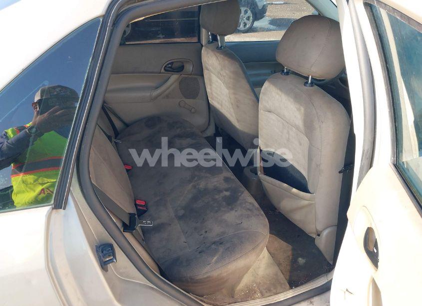 Photo 8 of 2006 Ford Focus ZX4 (VIN 1FAFP34N86W233472)