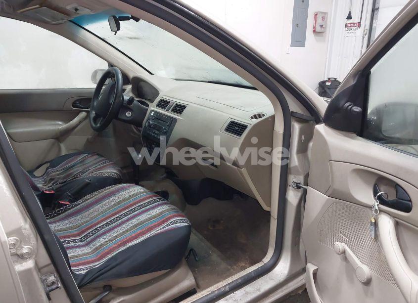 Photo 5 of 2007 Ford Focus ZX4/S/SE/SES (VIN 1FAFP34N87W229911)