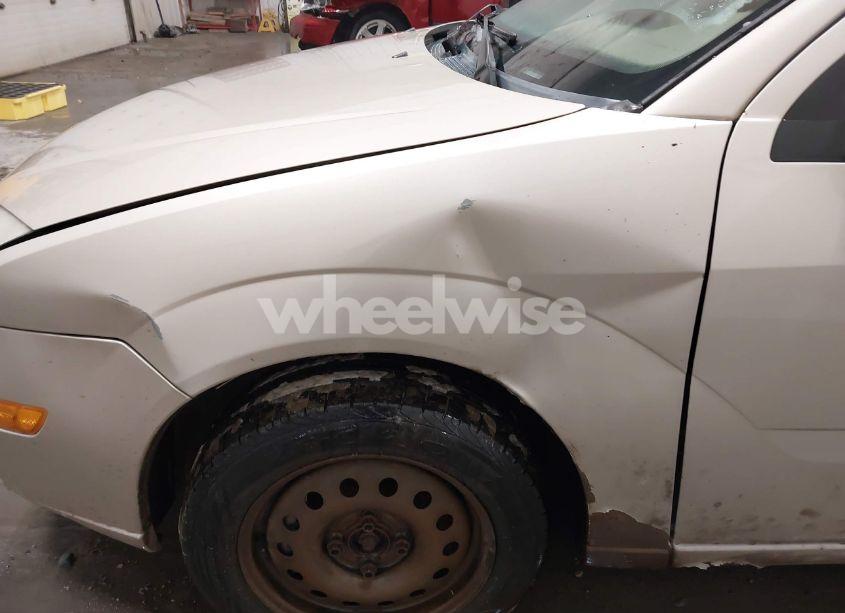 Photo 6 of 2007 Ford Focus ZX4/S/SE/SES (VIN 1FAFP34N87W229911)