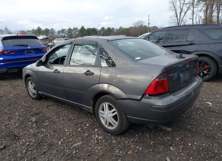 Photo 3 of 2007 Ford Focus S/SE/SES (VIN 1FAFP34N87W263542)