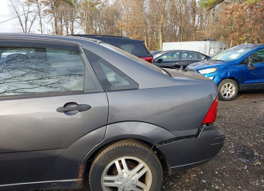 Photo 6 of 2007 Ford Focus S/SE/SES (VIN 1FAFP34N87W263542)