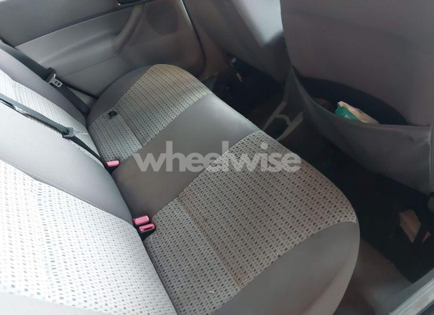 Photo 8 of 2005 Ford Focus ZX4 (VIN 1FAFP34N95W200110)