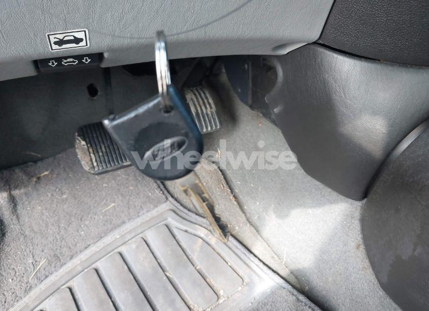 Photo 11 of 2006 Ford Focus ZX4 (VIN 1FAFP34N96W102857)