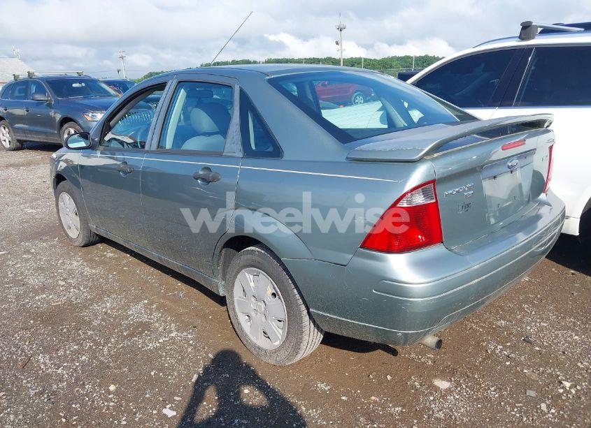 Photo 3 of 2006 Ford Focus ZX4 (VIN 1FAFP34N96W102857)