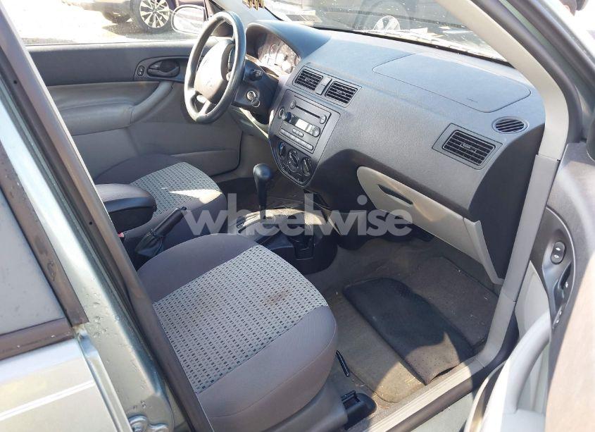 Photo 5 of 2006 Ford Focus ZX4 (VIN 1FAFP34N96W102857)