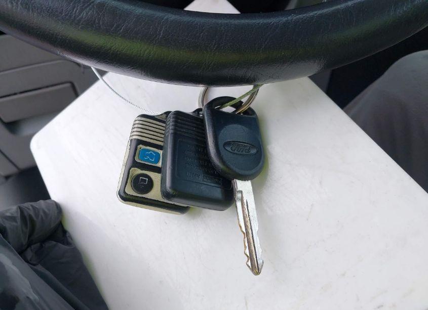 Photo 11 of 2007 Ford Focus S/SE/SES (VIN 1FAFP34N97W159755)