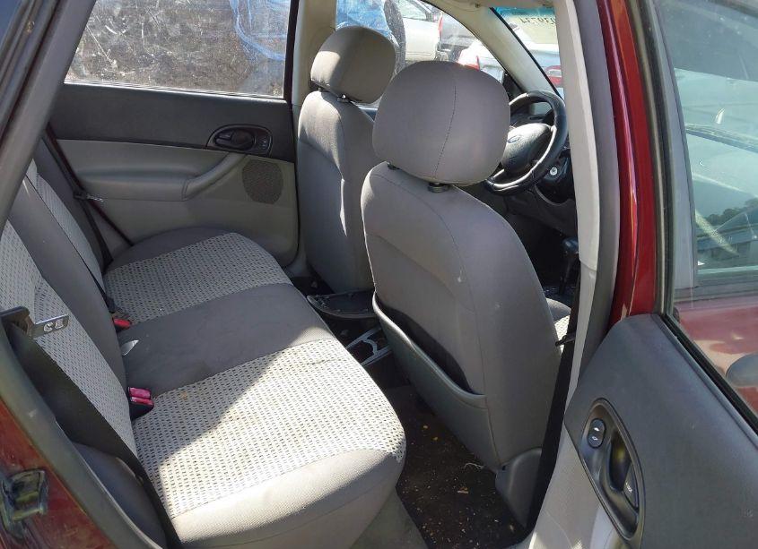 Photo 8 of 2007 Ford Focus S/SE/SES (VIN 1FAFP34N97W266224)