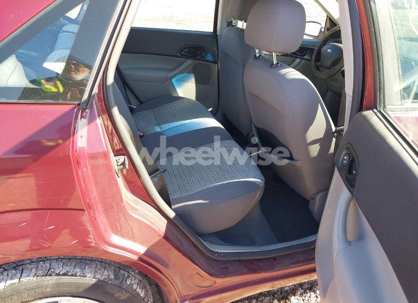 Photo 8 of 2007 Ford Focus S/SE/SES (VIN 1FAFP34N97W271178)