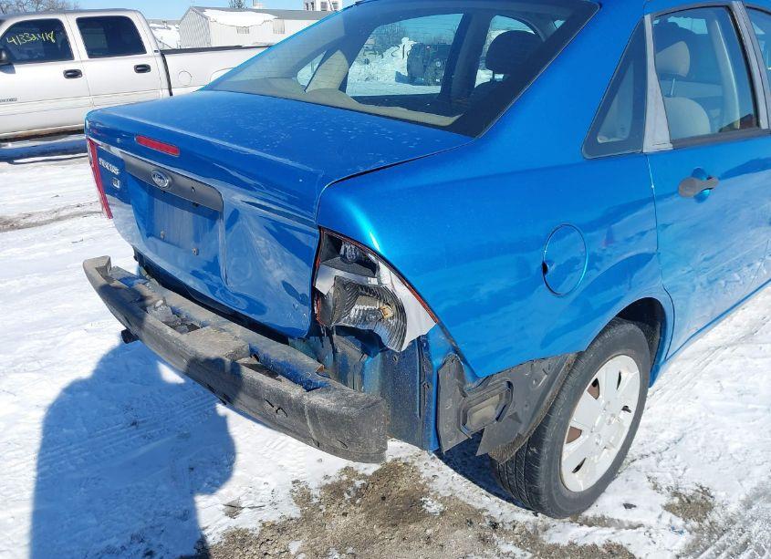 Photo 13 of 2007 Ford Focus S/SE/SES (VIN 1FAFP34N97W320461)