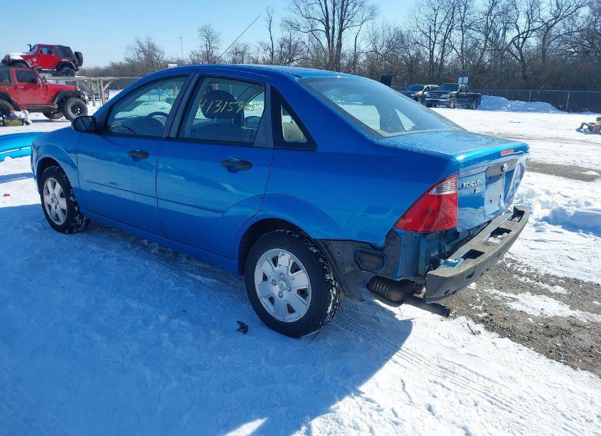 Photo 3 of 2007 Ford Focus S/SE/SES (VIN 1FAFP34N97W320461)