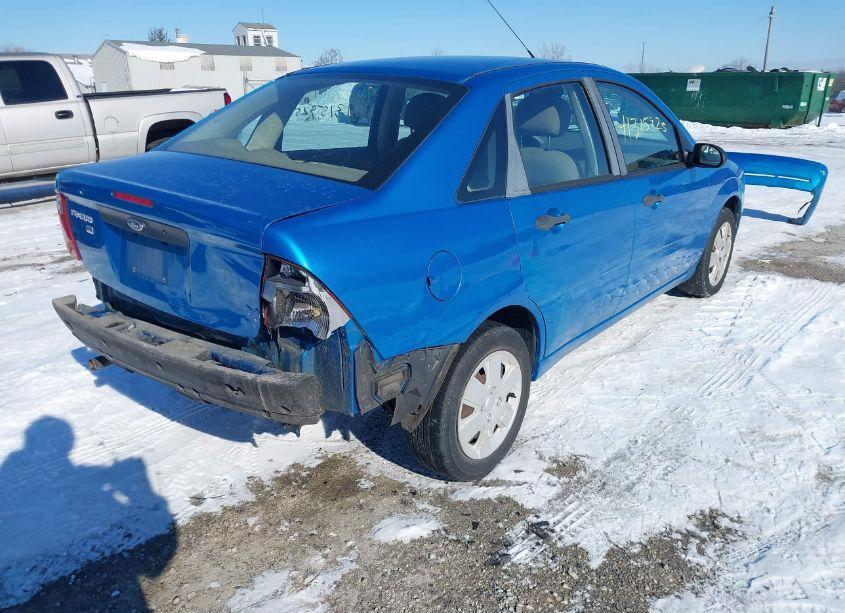 Photo 4 of 2007 Ford Focus S/SE/SES (VIN 1FAFP34N97W320461)