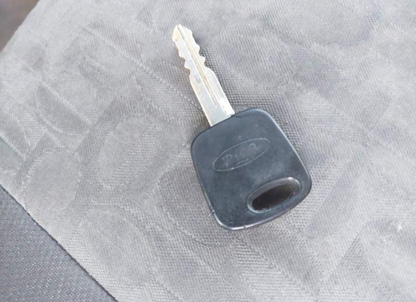 Photo 11 of 2005 Ford Focus ZX4 (VIN 1FAFP34NX5W158417)