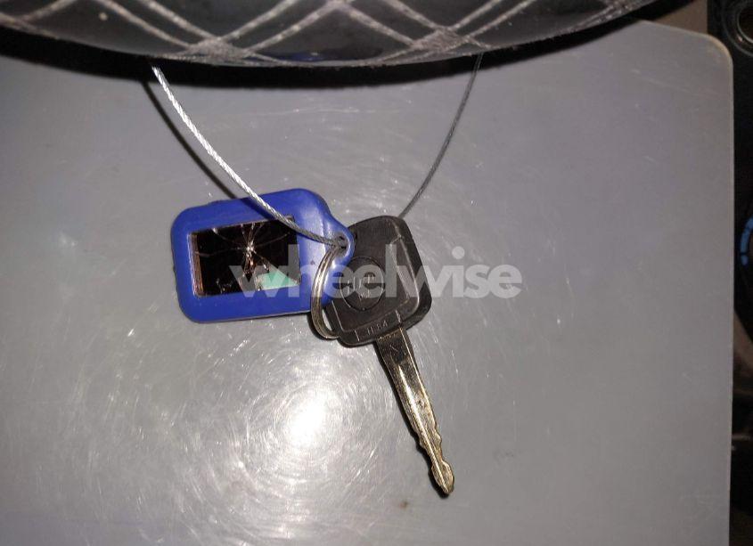 Photo 11 of 2005 Ford Focus ZX4 (VIN 1FAFP34NX5W182846)