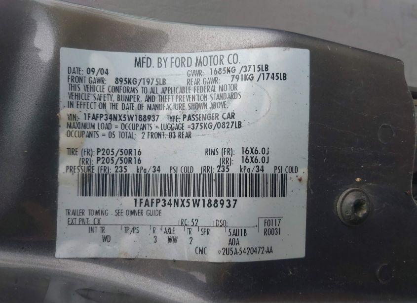 Photo 9 of 2005 Ford Focus ZX4 (VIN 1FAFP34NX5W188937)