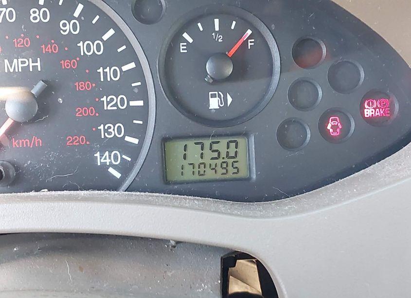 Photo 7 of 2005 Ford Focus ZX4 (VIN 1FAFP34NX5W318599)