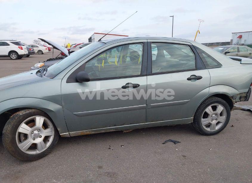 Photo 14 of 2006 Ford Focus ZX4 (VIN 1FAFP34NX6W109722)
