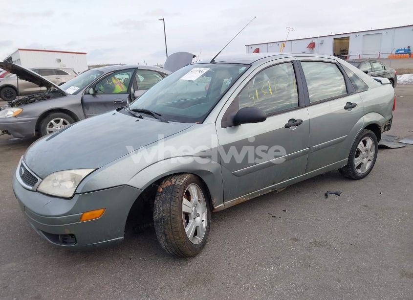 Photo 2 of 2006 Ford Focus ZX4 (VIN 1FAFP34NX6W109722)