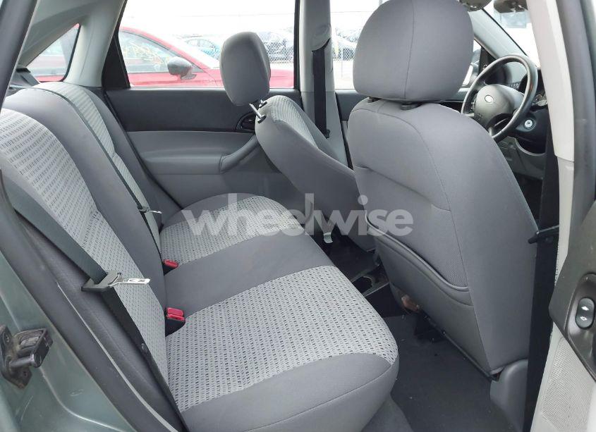 Photo 8 of 2006 Ford Focus ZX4 (VIN 1FAFP34NX6W109722)