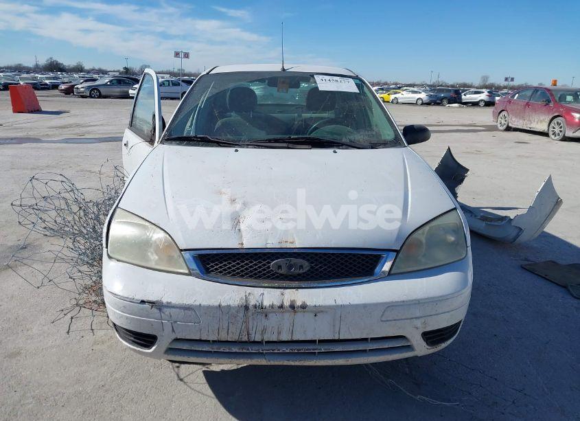 Photo 13 of 2006 Ford Focus ZX4 (VIN 1FAFP34NX6W145961)
