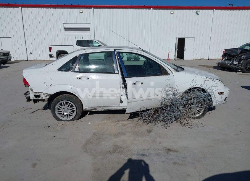 Photo 14 of 2006 Ford Focus ZX4 (VIN 1FAFP34NX6W145961)