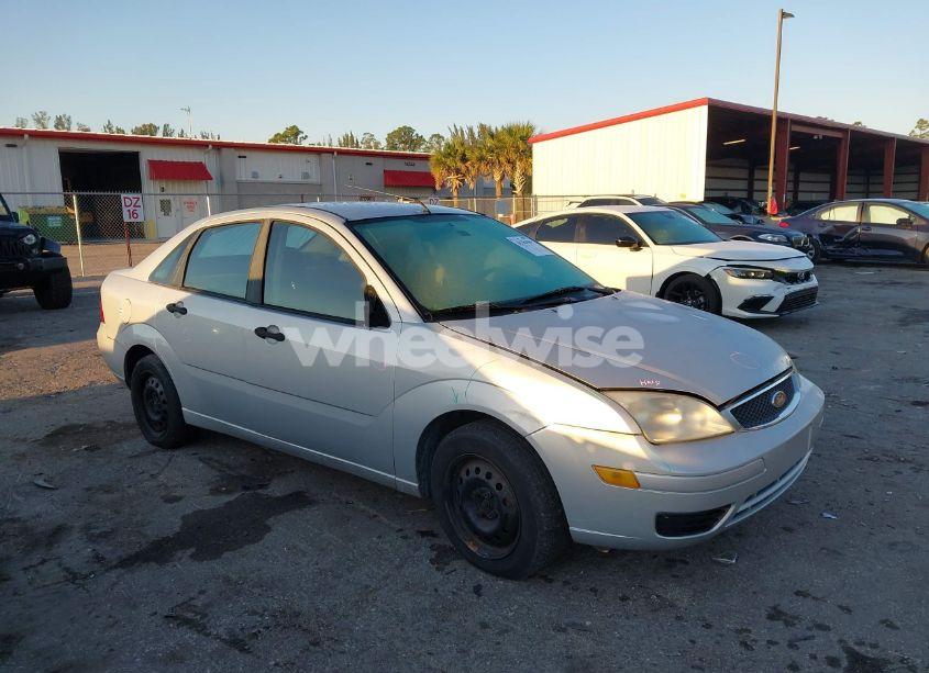 2006 Ford Focus ZX4 (VIN 1FAFP34NX6W165546) main photo