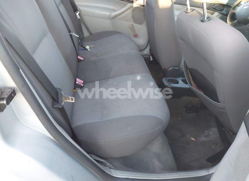 Photo 8 of 2006 Ford Focus ZX4 (VIN 1FAFP34NX6W165546)