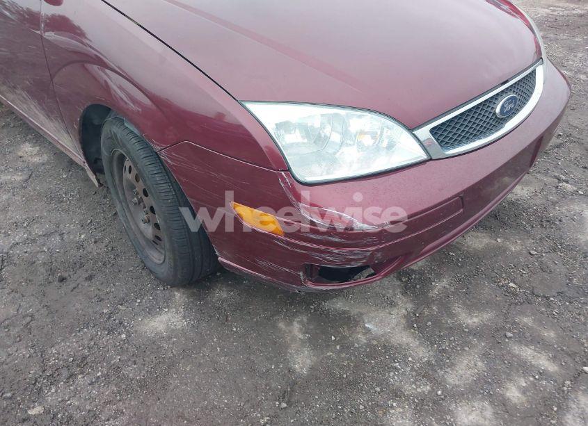 Photo 6 of 2006 Ford Focus ZX4 (VIN 1FAFP34NX6W175686)