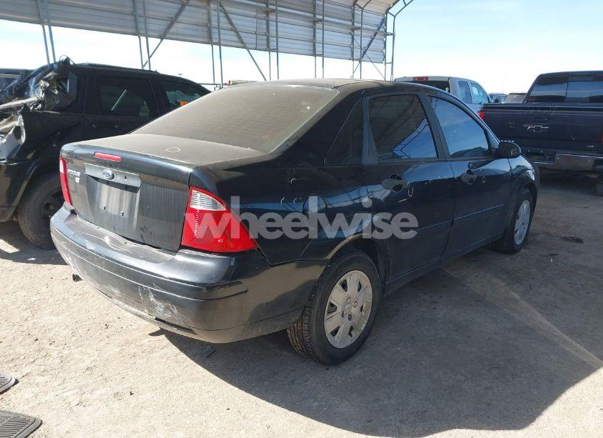 Photo 4 of 2007 Ford Focus S/SE/SES (VIN 1FAFP34NX7W102187)