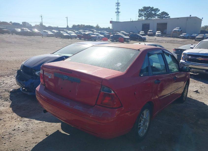 Photo 4 of 2007 Ford Focus S/SE/SES (VIN 1FAFP34NX7W146061)