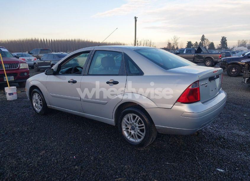 Photo 3 of 2007 Ford Focus S/SE/SES (VIN 1FAFP34NX7W237606)