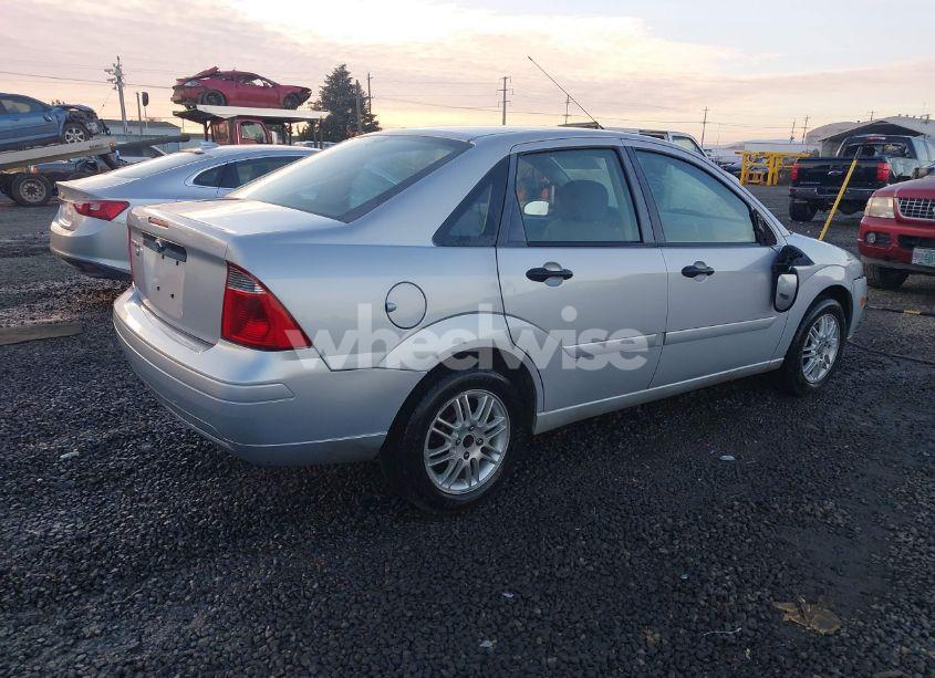 Photo 4 of 2007 Ford Focus S/SE/SES (VIN 1FAFP34NX7W237606)
