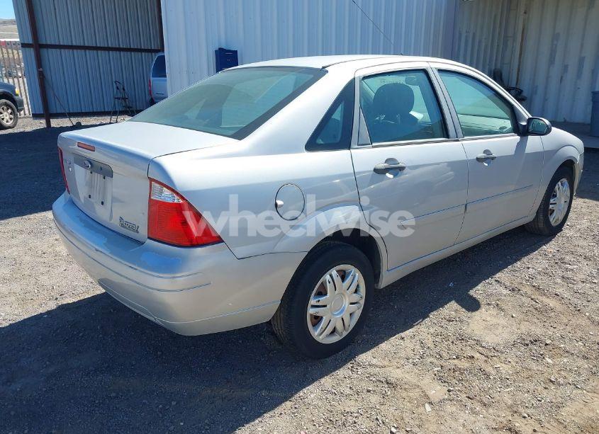 Photo 4 of 2007 Ford Focus S/SE/SES (VIN 1FAFP34NX7W261484)