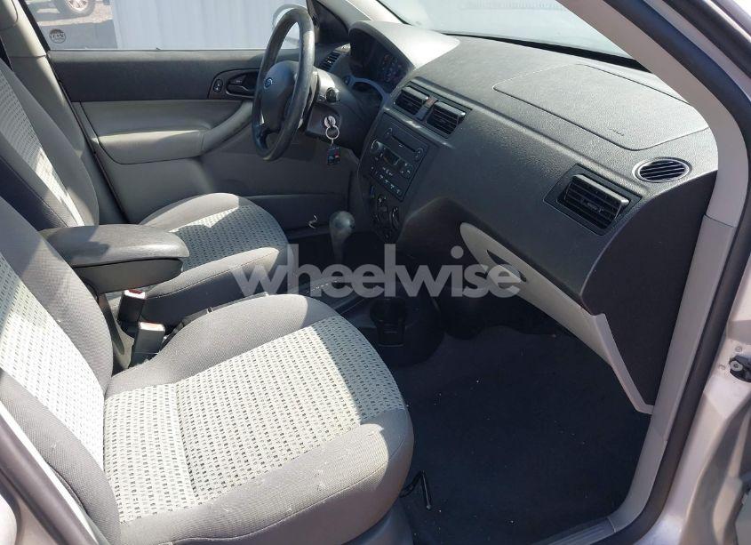 Photo 5 of 2007 Ford Focus S/SE/SES (VIN 1FAFP34NX7W261484)