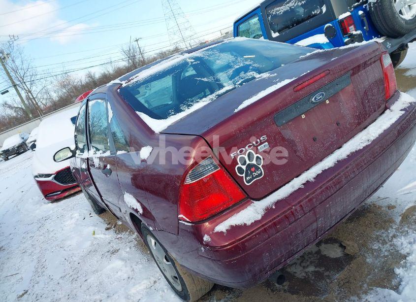 Photo 3 of 2007 Ford Focus S/SE/SES (VIN 1FAFP34NX7W279953)