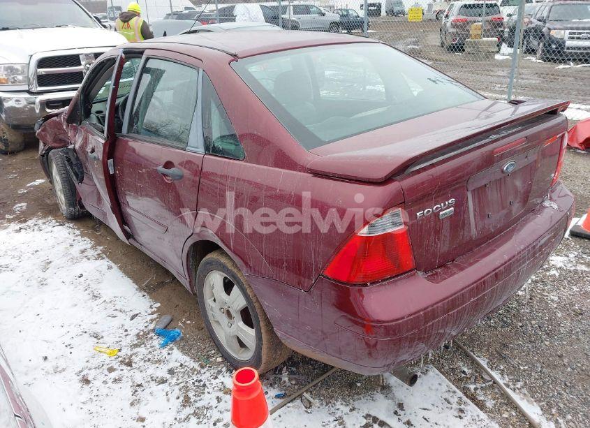 Photo 3 of 2007 Ford Focus S/SE/SES (VIN 1FAFP34NX7W311509)