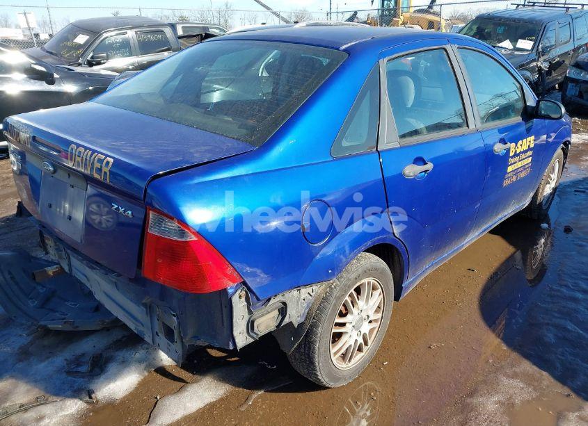 Photo 4 of 2006 Ford Focus ZX4 (VIN 1FAFP34NY6W214017)