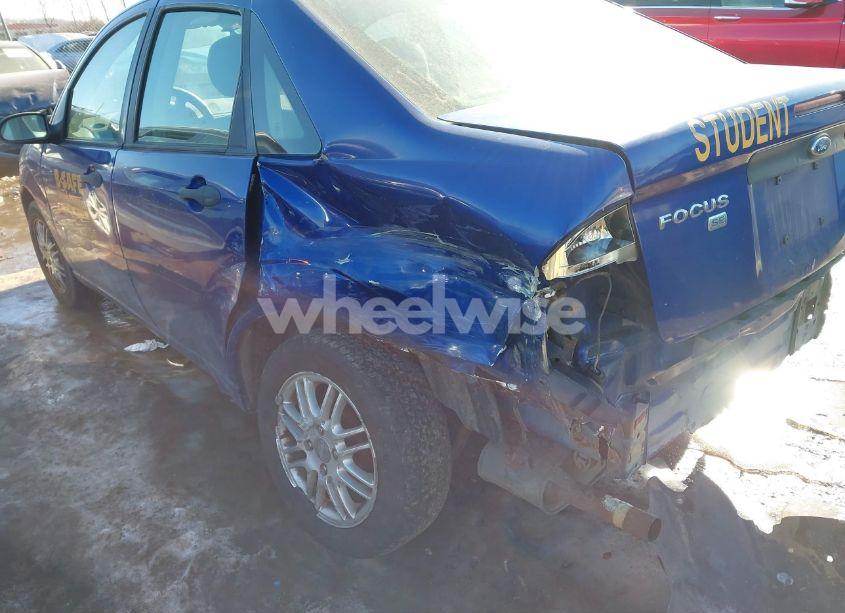 Photo 6 of 2006 Ford Focus ZX4 (VIN 1FAFP34NY6W214017)