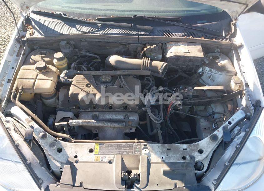 Photo 10 of 2001 Ford Focus SE (VIN 1FAFP34P21W279390)