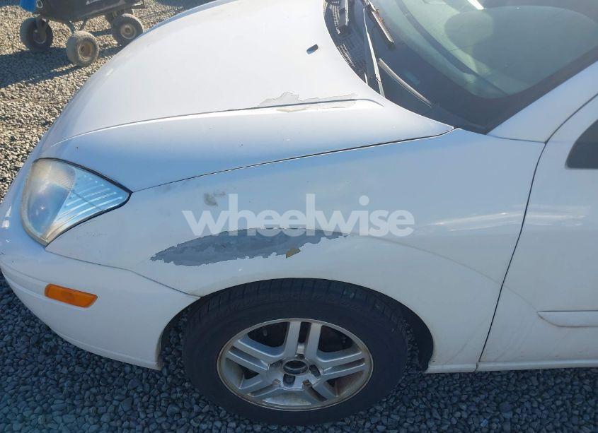 Photo 12 of 2001 Ford Focus SE (VIN 1FAFP34P21W279390)