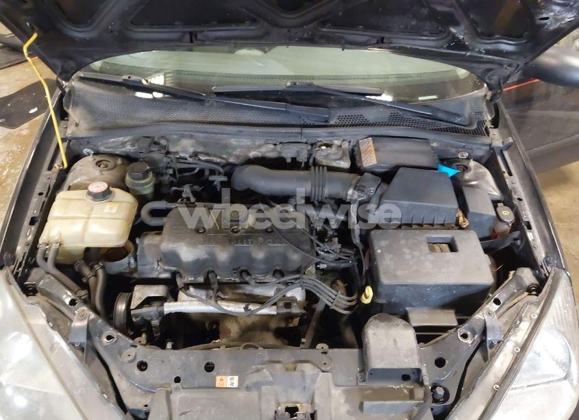 Photo 10 of 2002 Ford Focus SE (VIN 1FAFP34P22W113128)