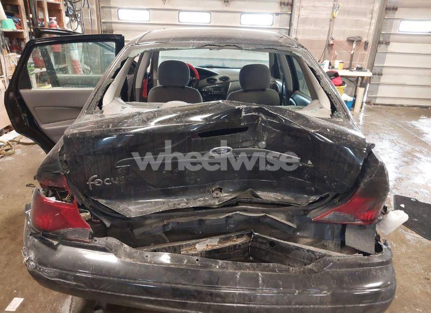 Photo 6 of 2002 Ford Focus SE (VIN 1FAFP34P22W113128)