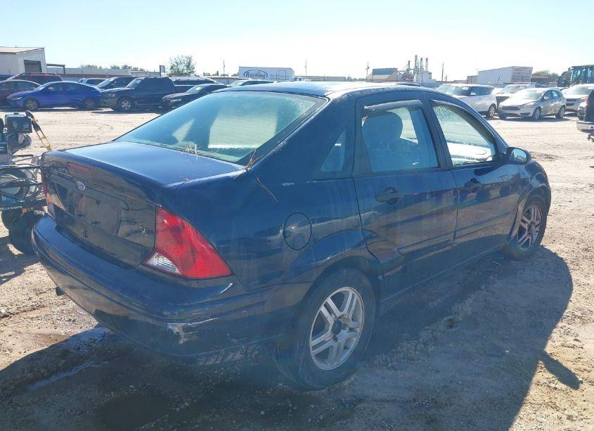 Photo 4 of 2001 Ford Focus SE (VIN 1FAFP34P41W347186)