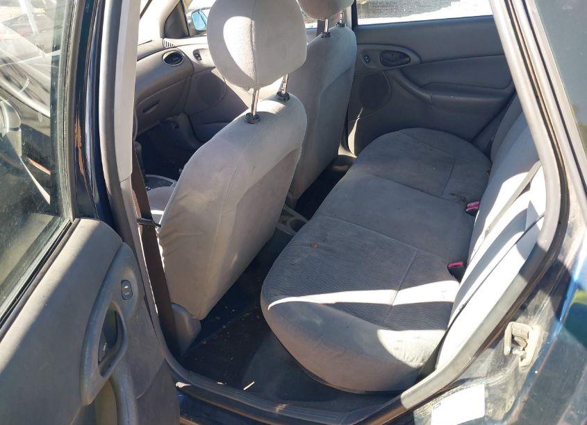 Photo 8 of 2001 Ford Focus SE (VIN 1FAFP34P41W347186)