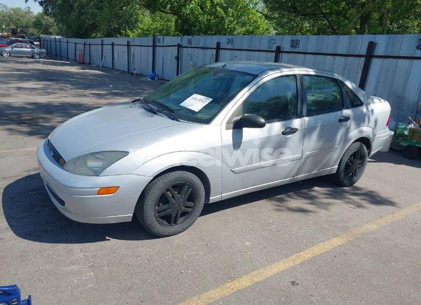 Photo 2 of 2003 Ford Focus SE (VIN 1FAFP34P43W222031)