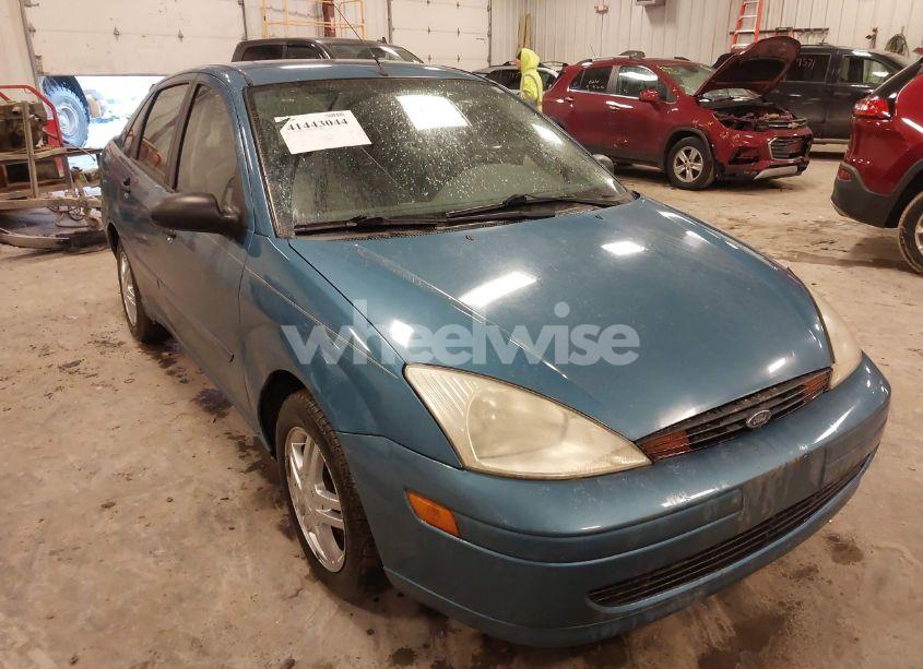 2001 Ford Focus SE (VIN 1FAFP34P71W229472) main photo