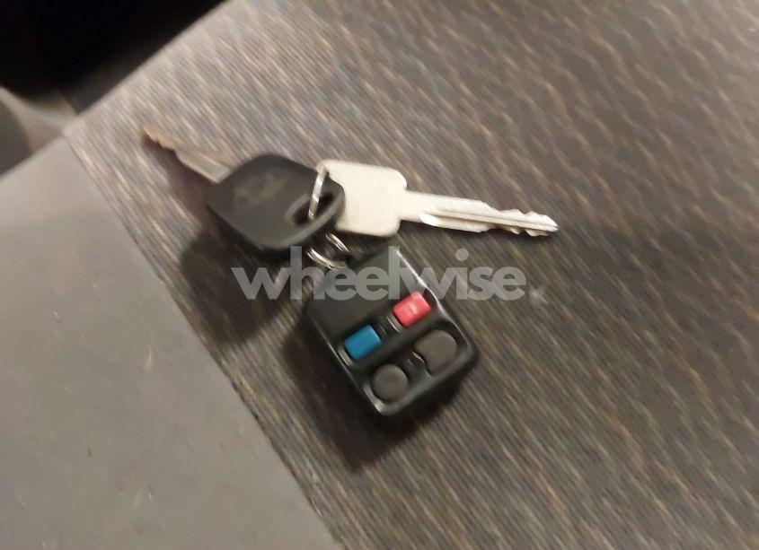 Photo 11 of 2001 Ford Focus SE (VIN 1FAFP34P71W229472)