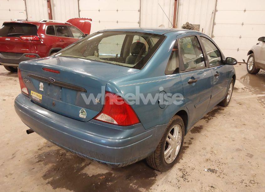 Photo 4 of 2001 Ford Focus SE (VIN 1FAFP34P71W229472)