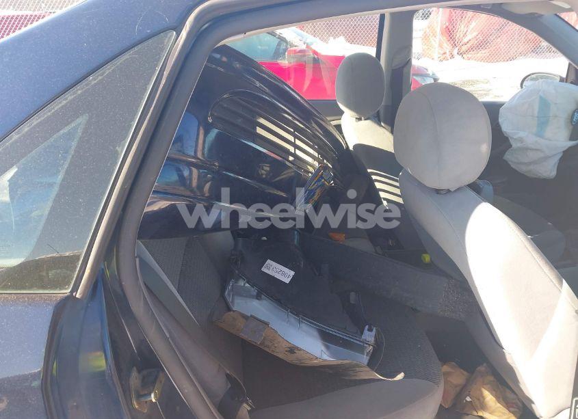 Photo 8 of 2003 Ford Focus SE (VIN 1FAFP34PX3W331609)