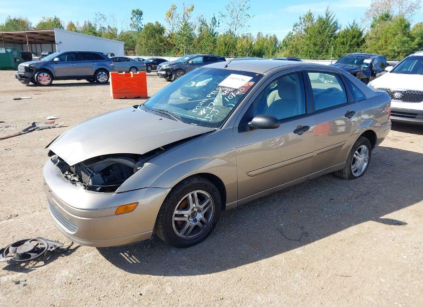 Photo 2 of 2004 Ford Focus SE (VIN 1FAFP34Z14W139546)